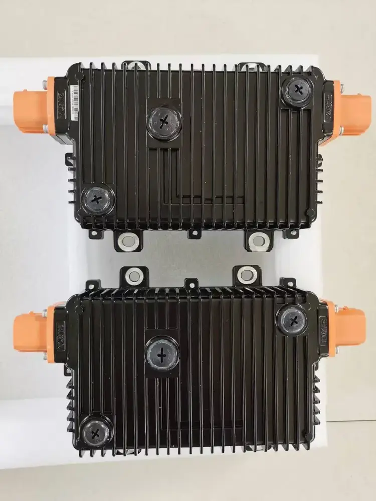High Power DC-DC Charger IP67 400W 48V to 12V for Tough Environment